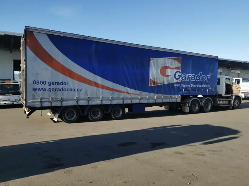 domett trailer before 4