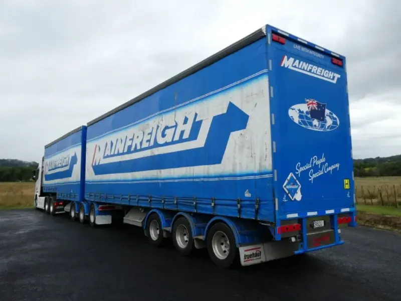 fruehauf 6 axle b train before 02
