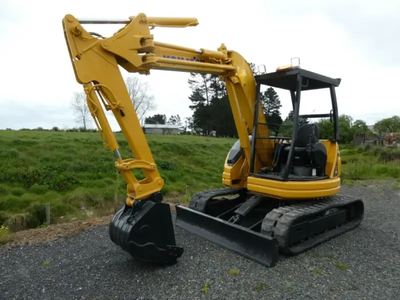 komatsu pc50 excavator after 01